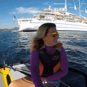 tiwal club med 2 boat