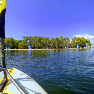 Inflatable-sailboat-sailing-school