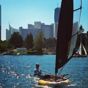 Inflatable sailing dinghy Tiwal 3 sailing in Vienna